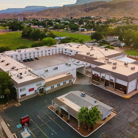 Ramada By Wyndham La Verkin Zion National Park Bagian luar foto