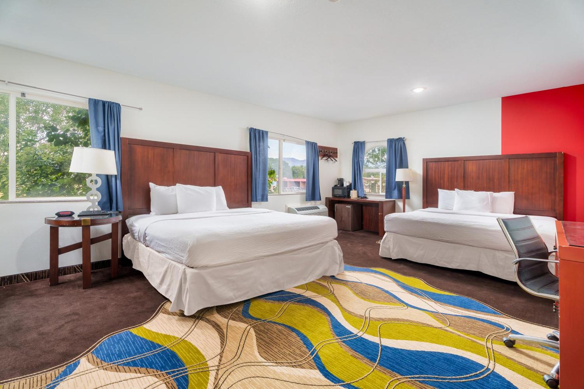 Ramada By Wyndham La Verkin Zion National Park Bagian luar foto